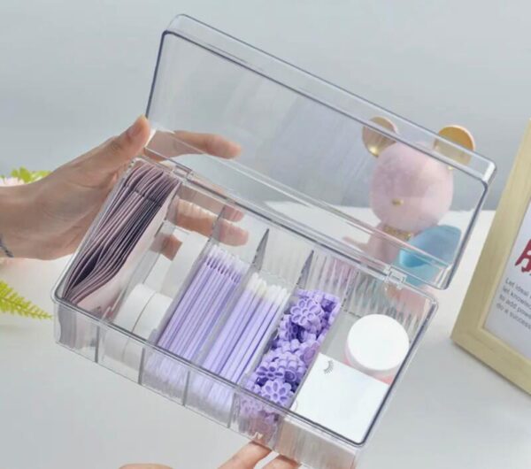 Caja de Almacenamiento de Herramientas de Pestañas  ( No incluye accesorios)
